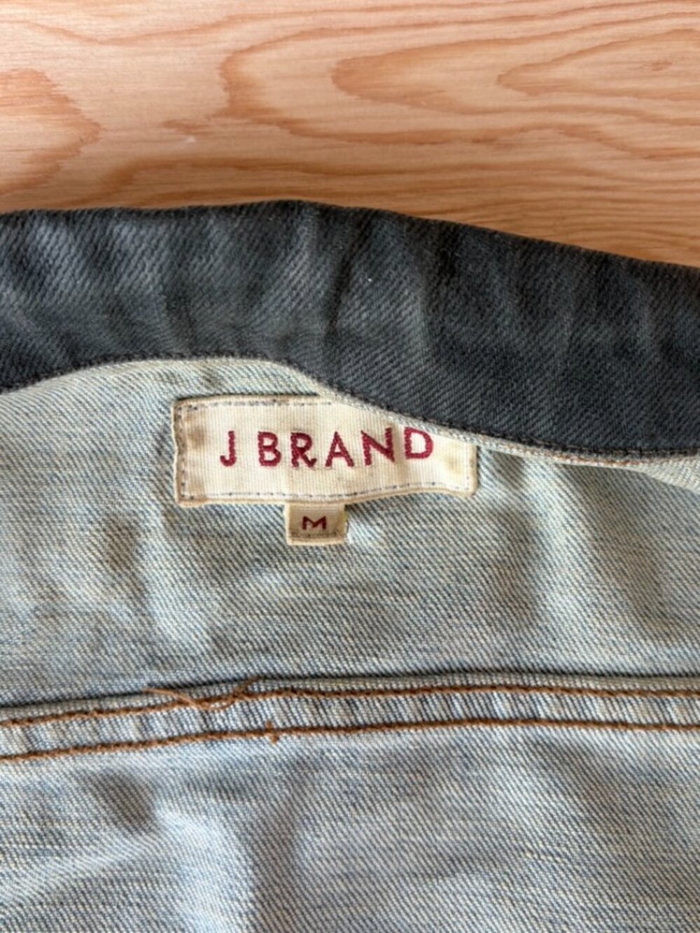 J BRAND - Two-Tone Denim Jacket w/ Wax Sleeves, SZ M - Picture 9 of 11